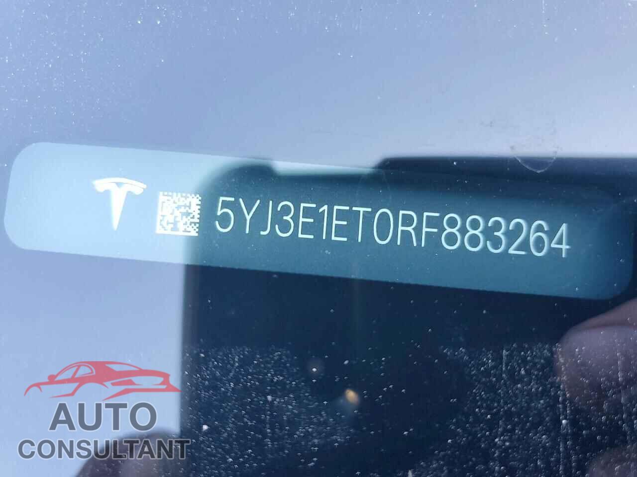 TESLA MODEL 3 2024 - 5YJ3E1ET0RF883264