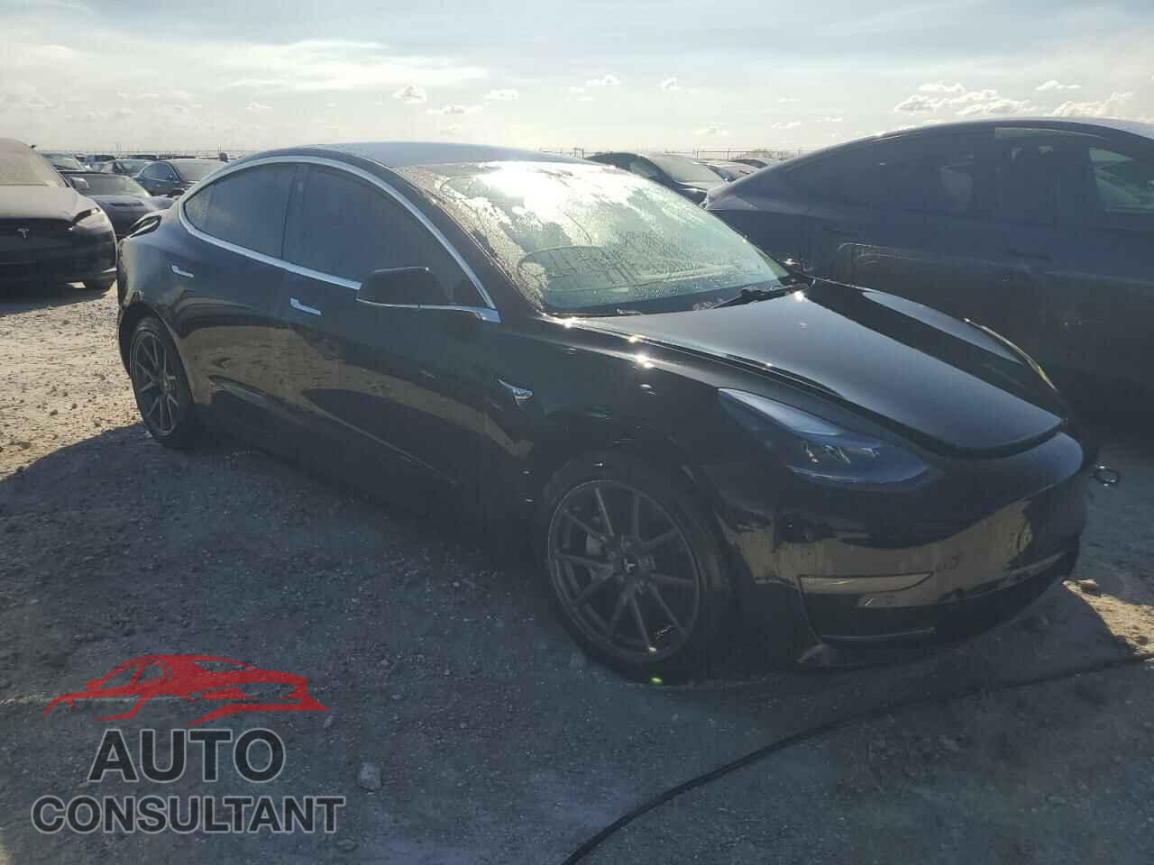 TESLA MODEL 3 2019 - 5YJ3E1EB4KF384304