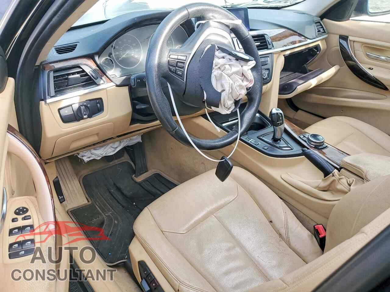 BMW 3 SERIES 2014 - WBA3A5C54EJ465572