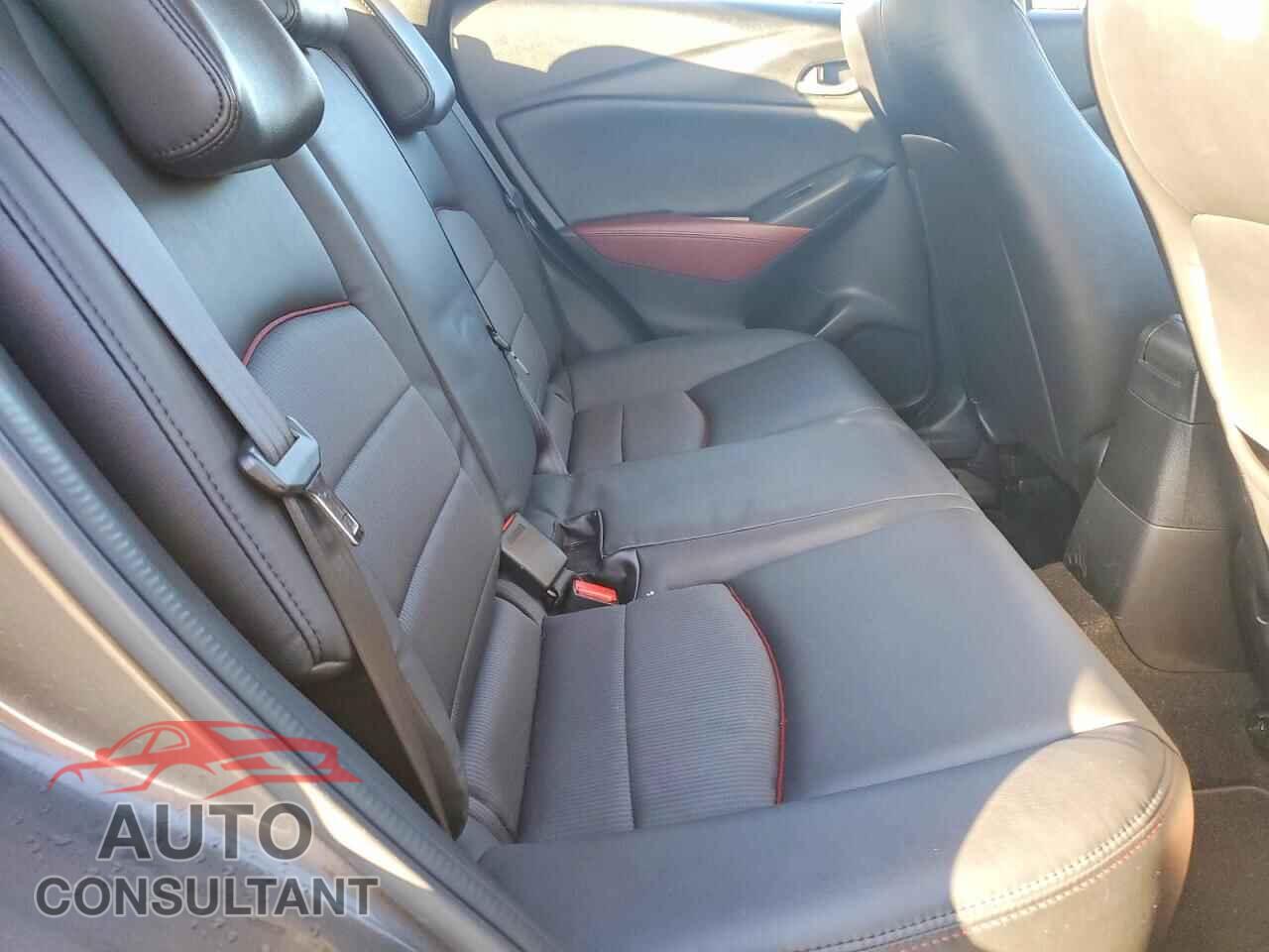 MAZDA CX-3 2017 - JM1DKFC7XH0176136