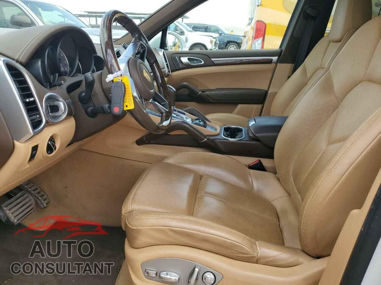PORSCHE CAYENNE 2016 - WP1AB2A23GLA95011