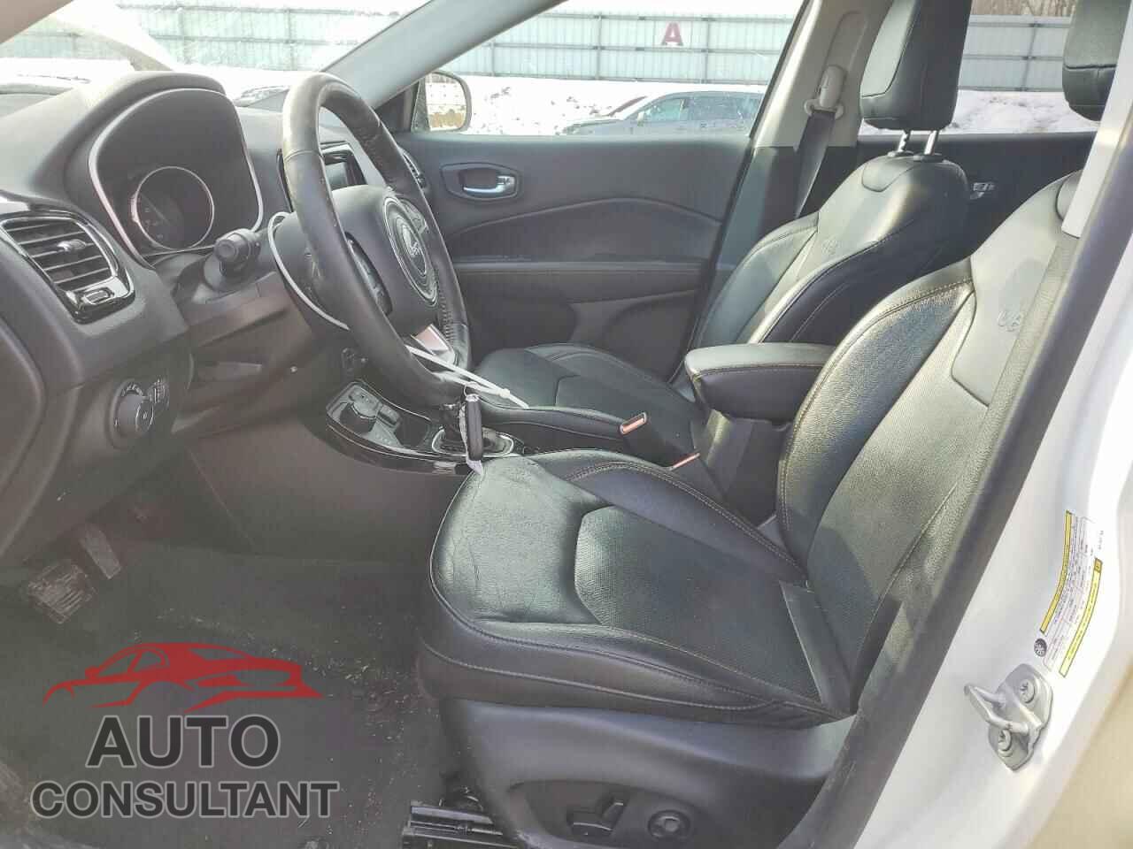 JEEP COMPASS 2019 - 3C4NJDCB5KT741743