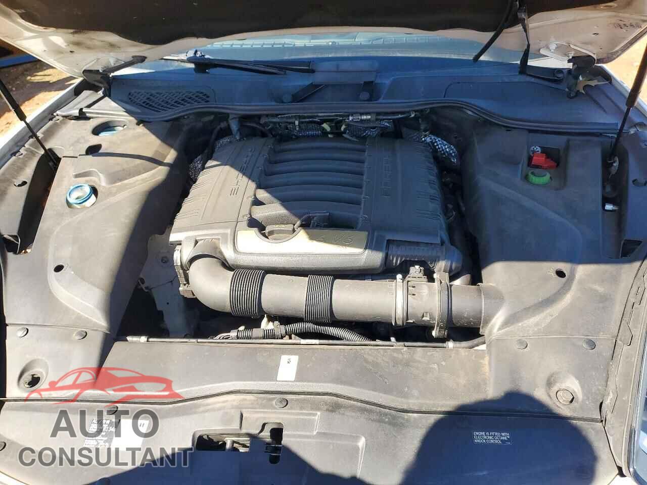 PORSCHE CAYENNE 2016 - WP1AA2A22GKA14668