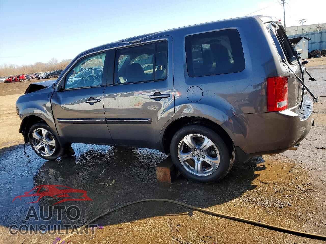 HONDA PILOT 2015 - 5FNYF4H76FB021388