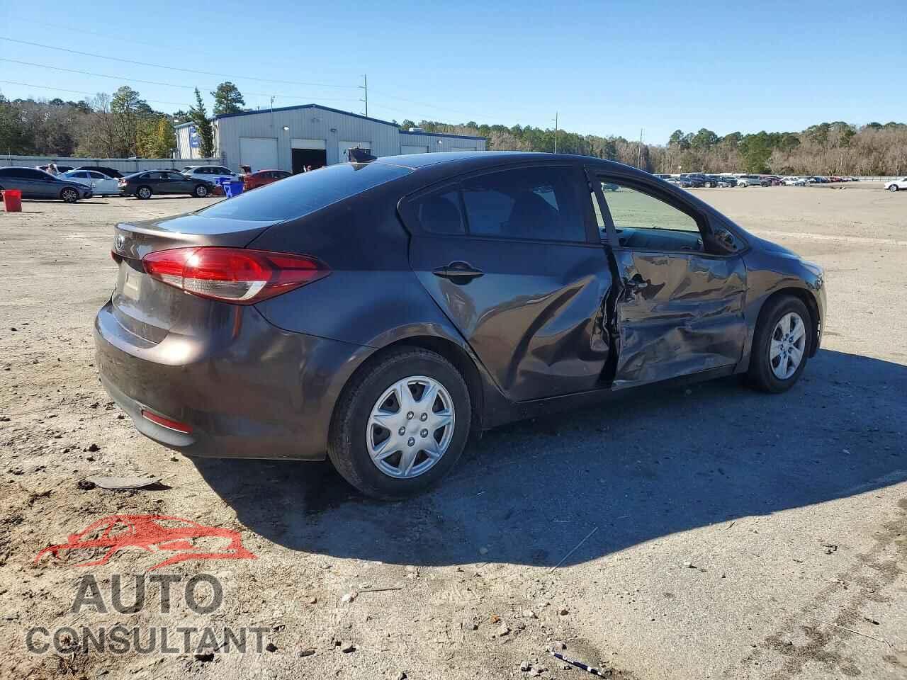 KIA FORTE 2017 - 3KPFL4A7XHE031845