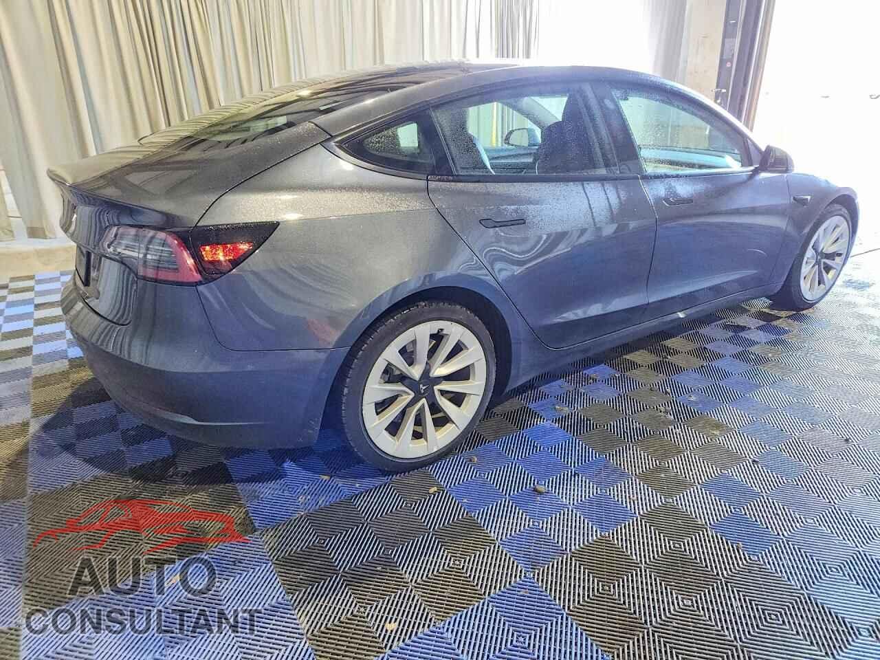 TESLA MODEL 3 2022 - 5YJ3E1EA3NF304230