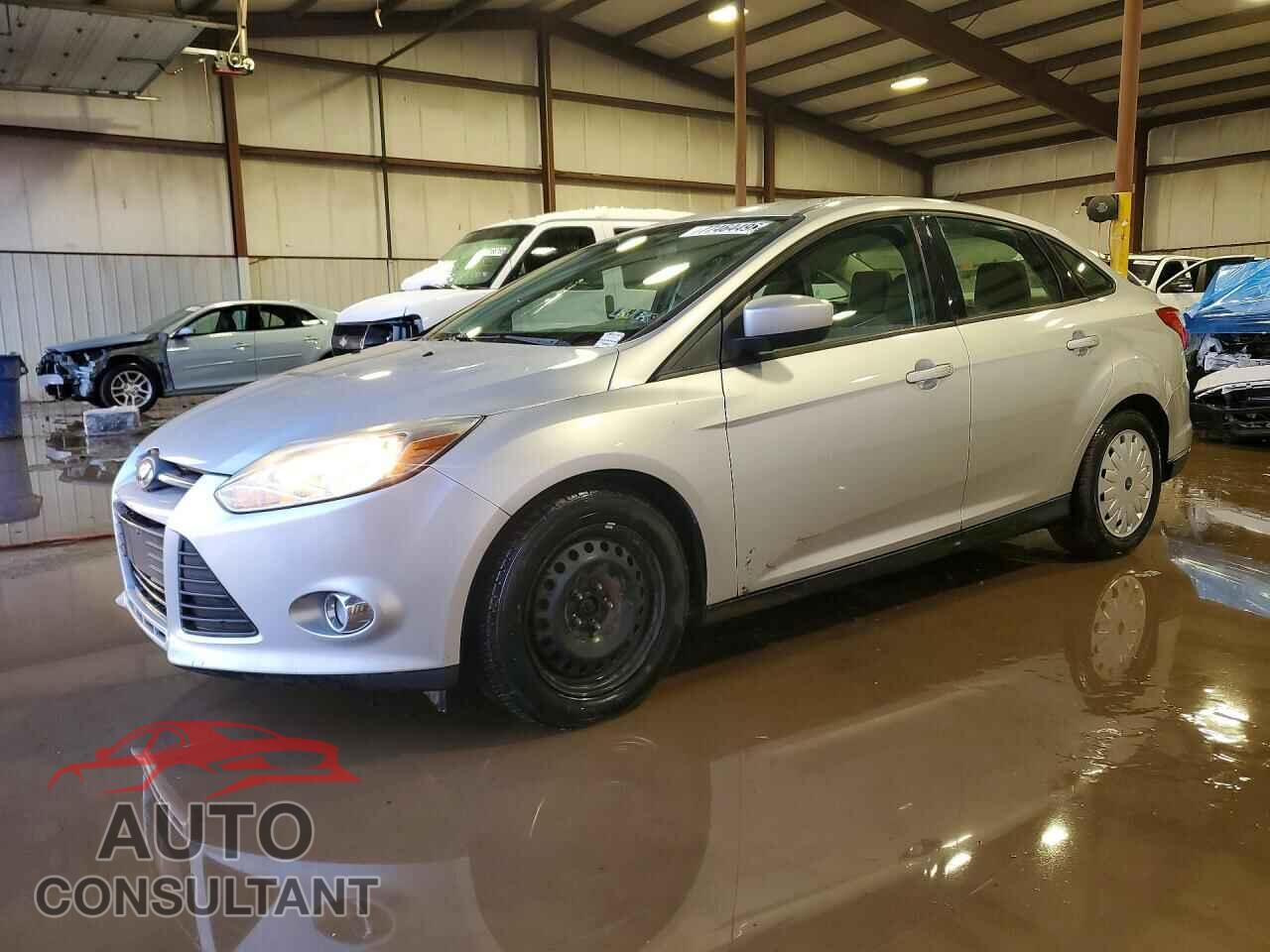 FORD FOCUS 2012 - 1FAHP3F27CL230409