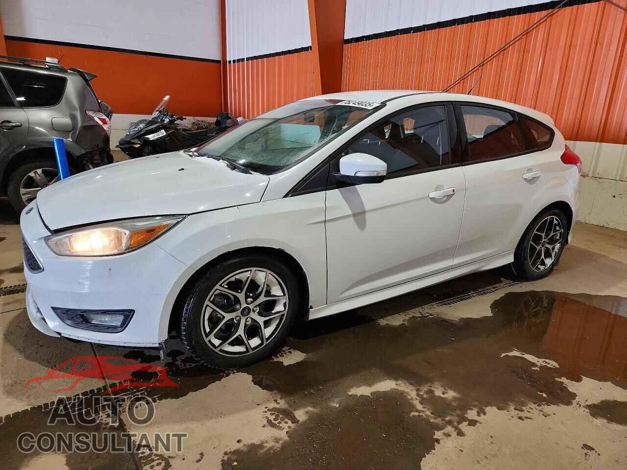 FORD FOCUS 2016 - 1FADP3K27GL317298