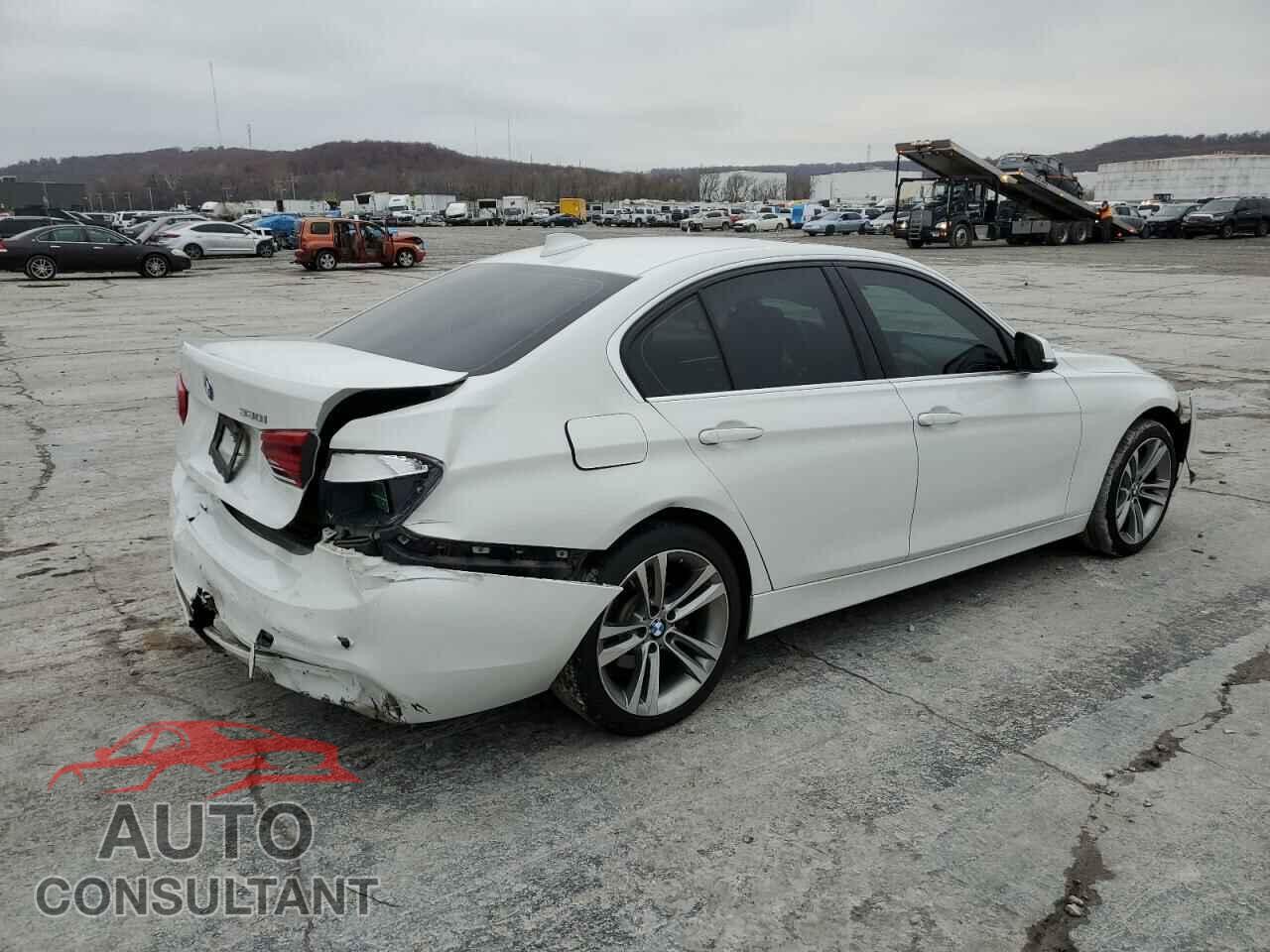 BMW 3 SERIES 2018 - WBA8B9C55JEE80811