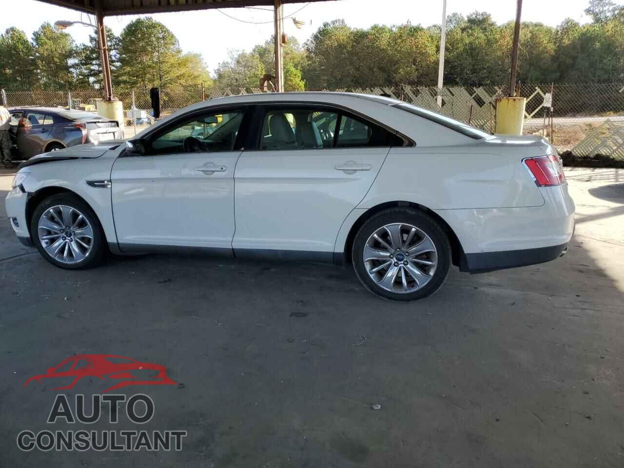 FORD TAURUS 2010 - 1FAHP2FW0AG170427