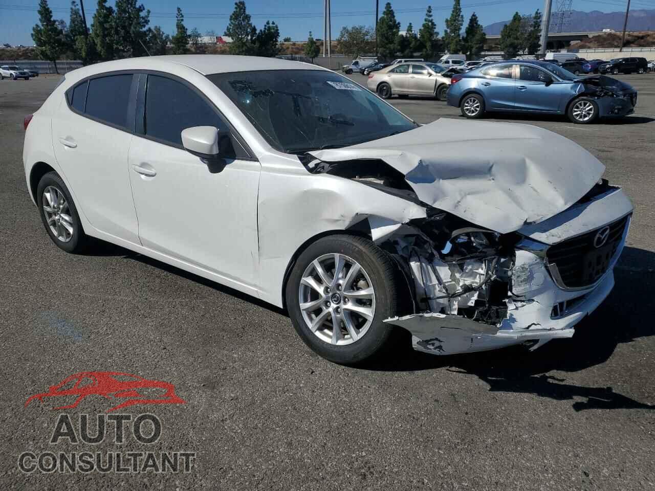 MAZDA 3 2017 - 3MZBN1K75HM110722