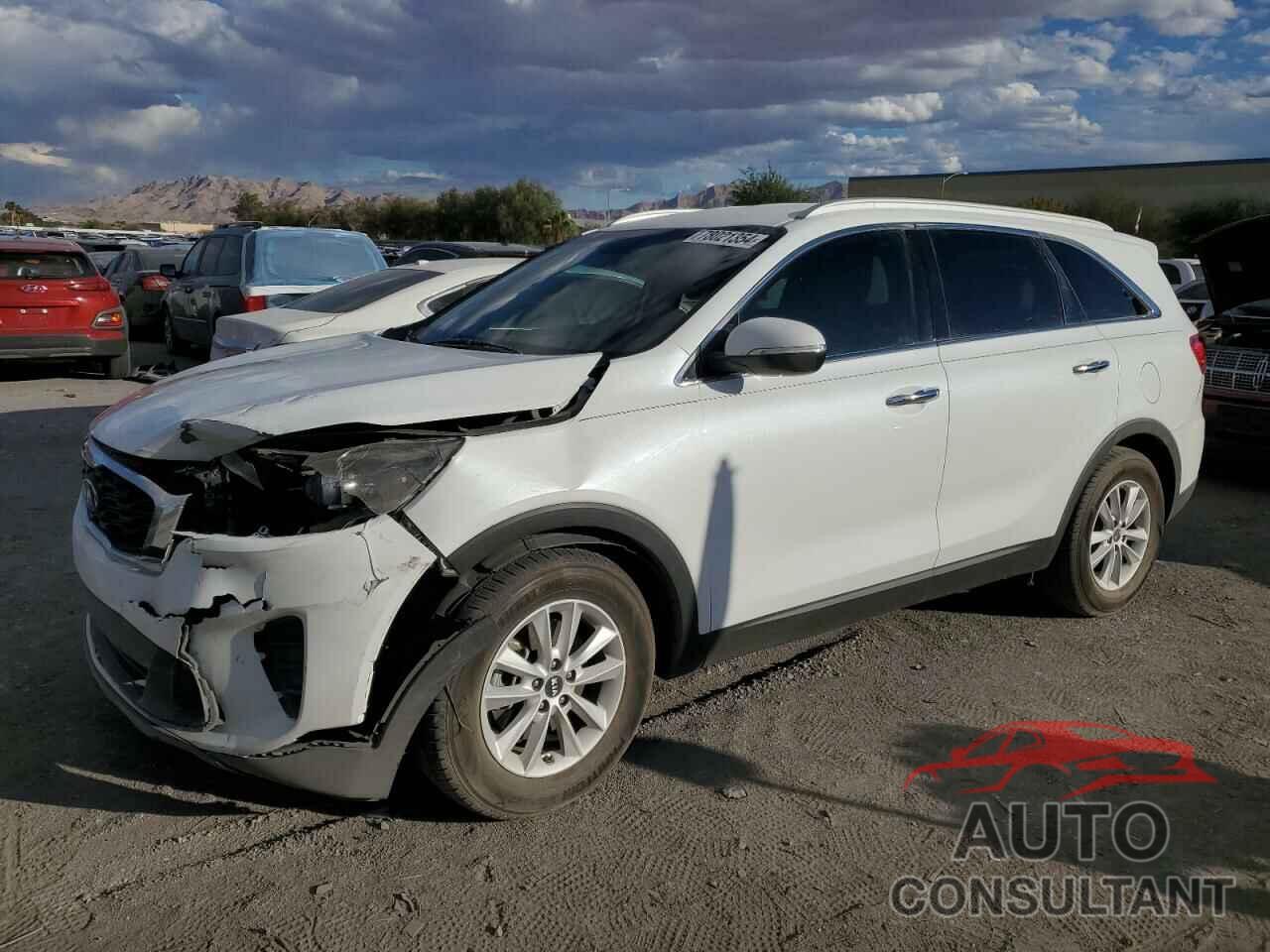 KIA SORENTO 2019 - 5XYPG4A35KG505944