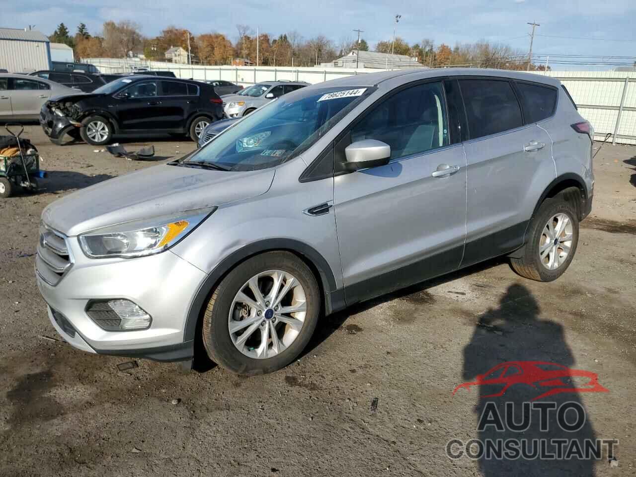 FORD ESCAPE 2017 - 1FMCU9GD6HUA59276