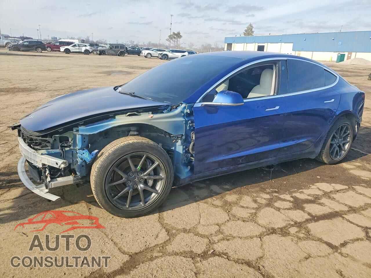 TESLA MODEL 3 2018 - 5YJ3E1EB1JF101078