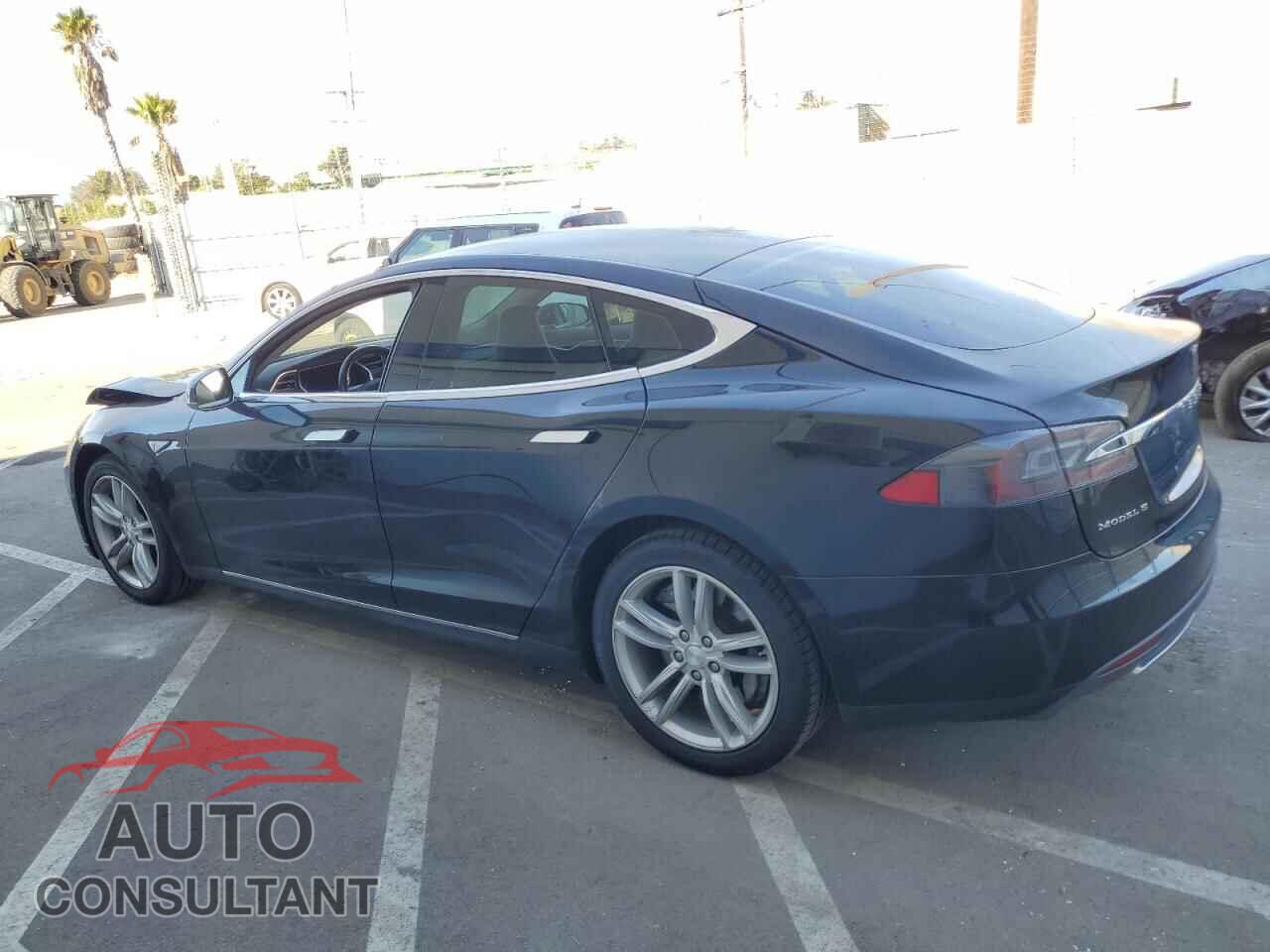 TESLA MODEL S 2014 - 5YJSA1H18EFP33687
