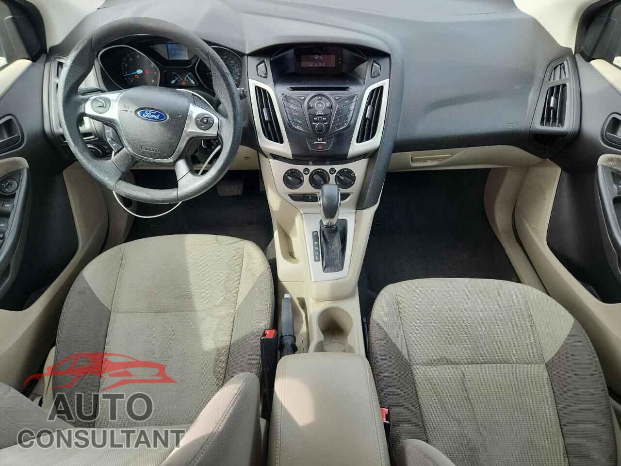 FORD FOCUS 2012 - 1FAHP3K26CL275248