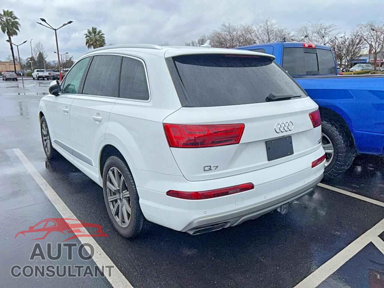 AUDI Q7 2018 - WA1LAAF70JD051555