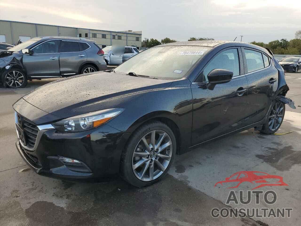 MAZDA 3 2018 - 3MZBN1L36JM241062