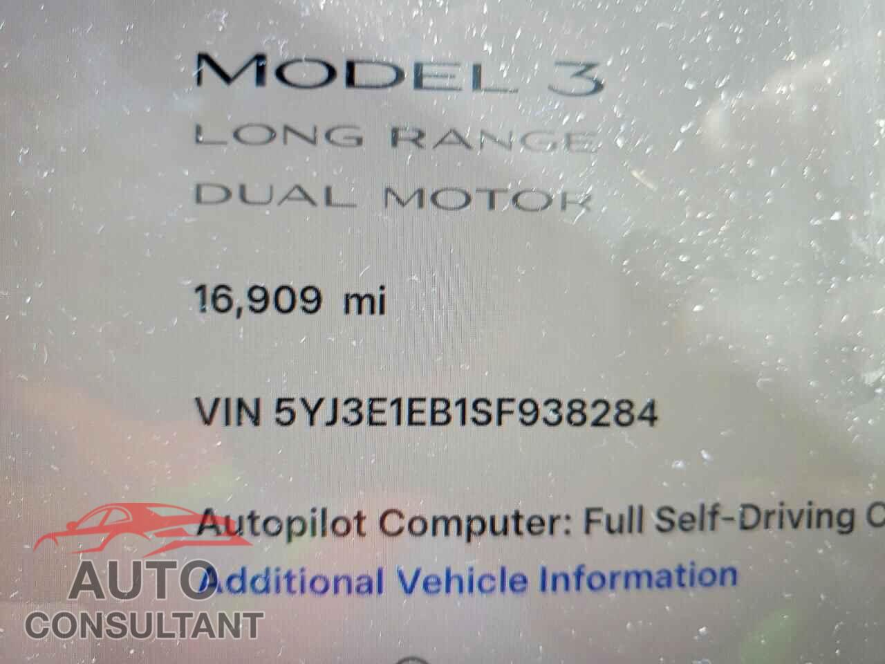 TESLA MODEL 3 2025 - 5YJ3E1EB1SF938284