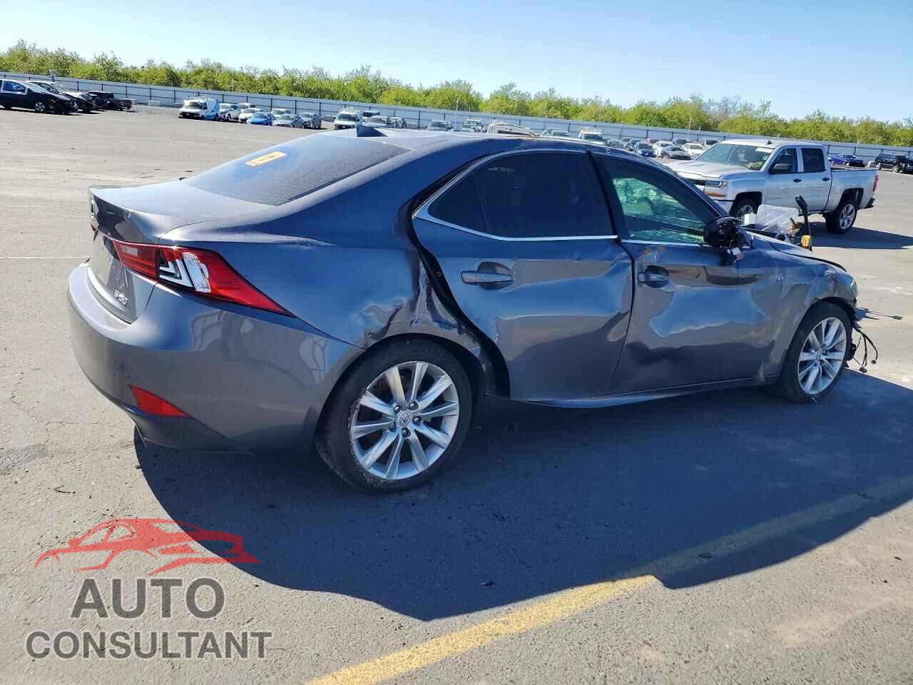 LEXUS IS 2014 - JTHBF1D28E5031711