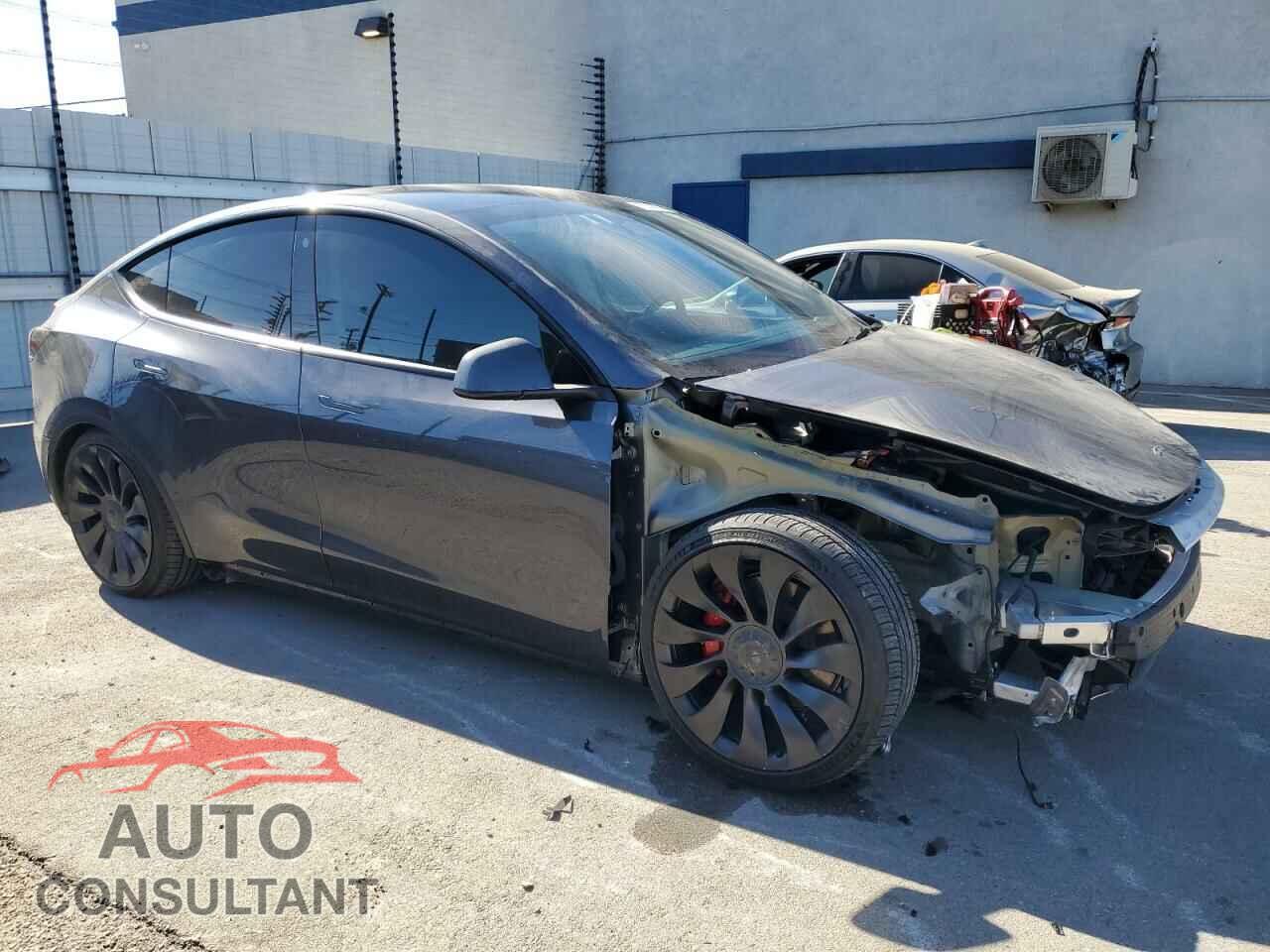 TESLA MODEL Y 2023 - 7SAYGDEF2PF743664
