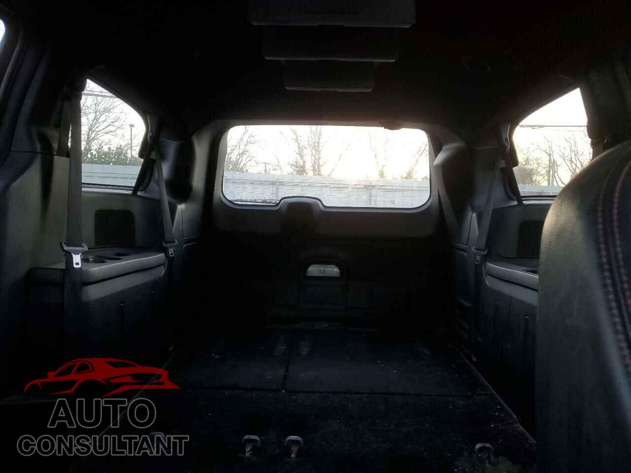 DODGE CARAVAN 2018 - 2C4RDGEG2JR223979