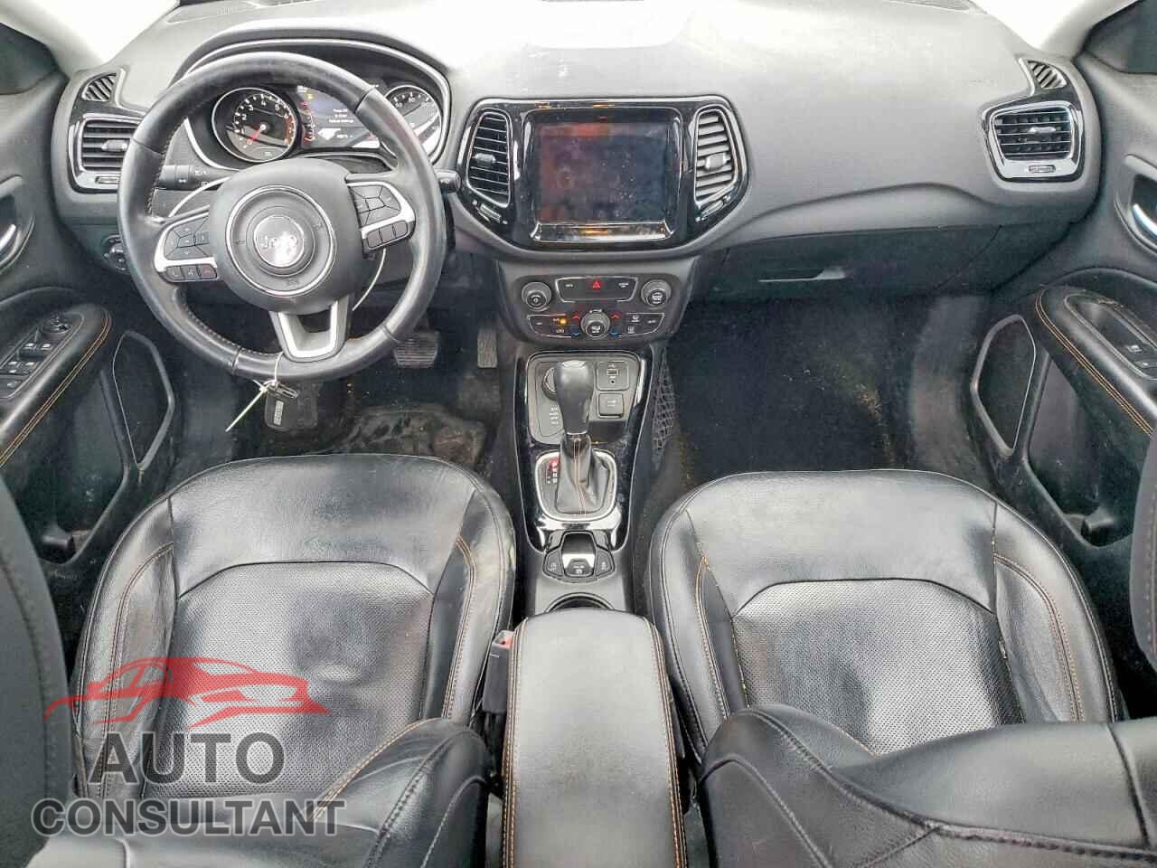 JEEP COMPASS 2018 - 3C4NJDCB7JT178046