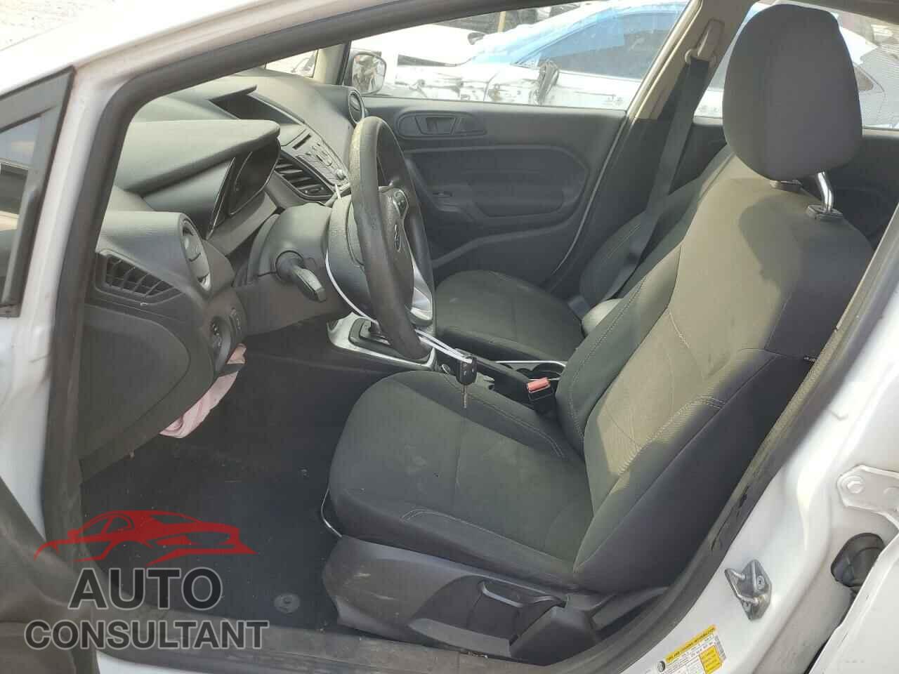 FORD FIESTA 2019 - 3FADP4EJ9KM104496