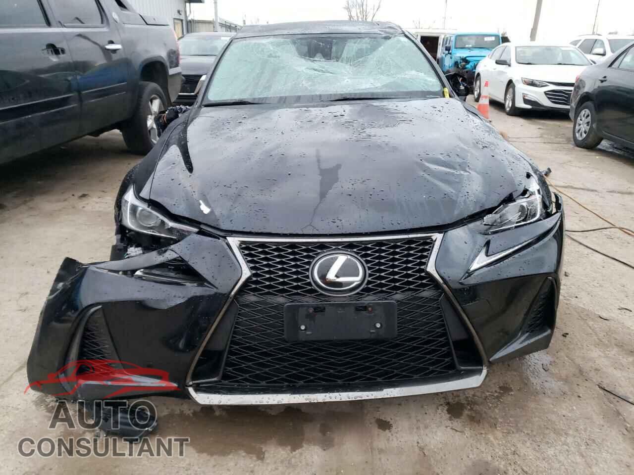 LEXUS IS 2018 - JTHC81D2XJ5026017