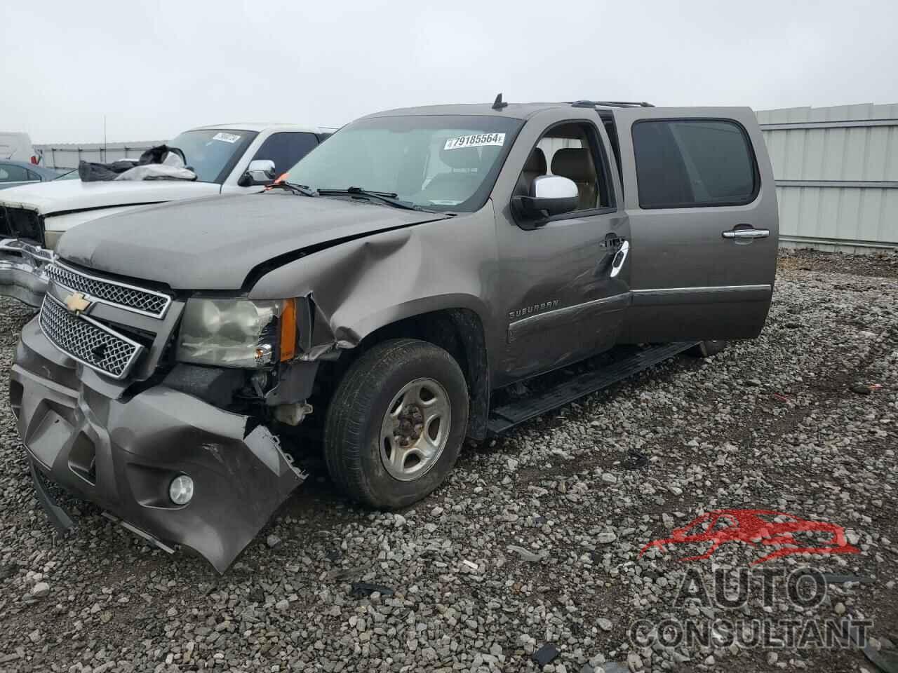 CHEVROLET SUBURBAN 2011 - 1GNSKKE34BR250977