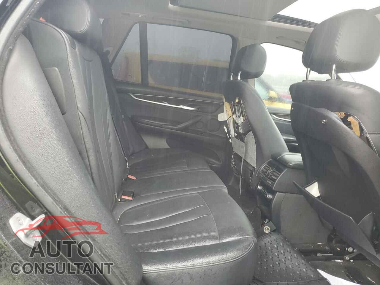 BMW X5 2015 - 5UXKR0C56F0P00151