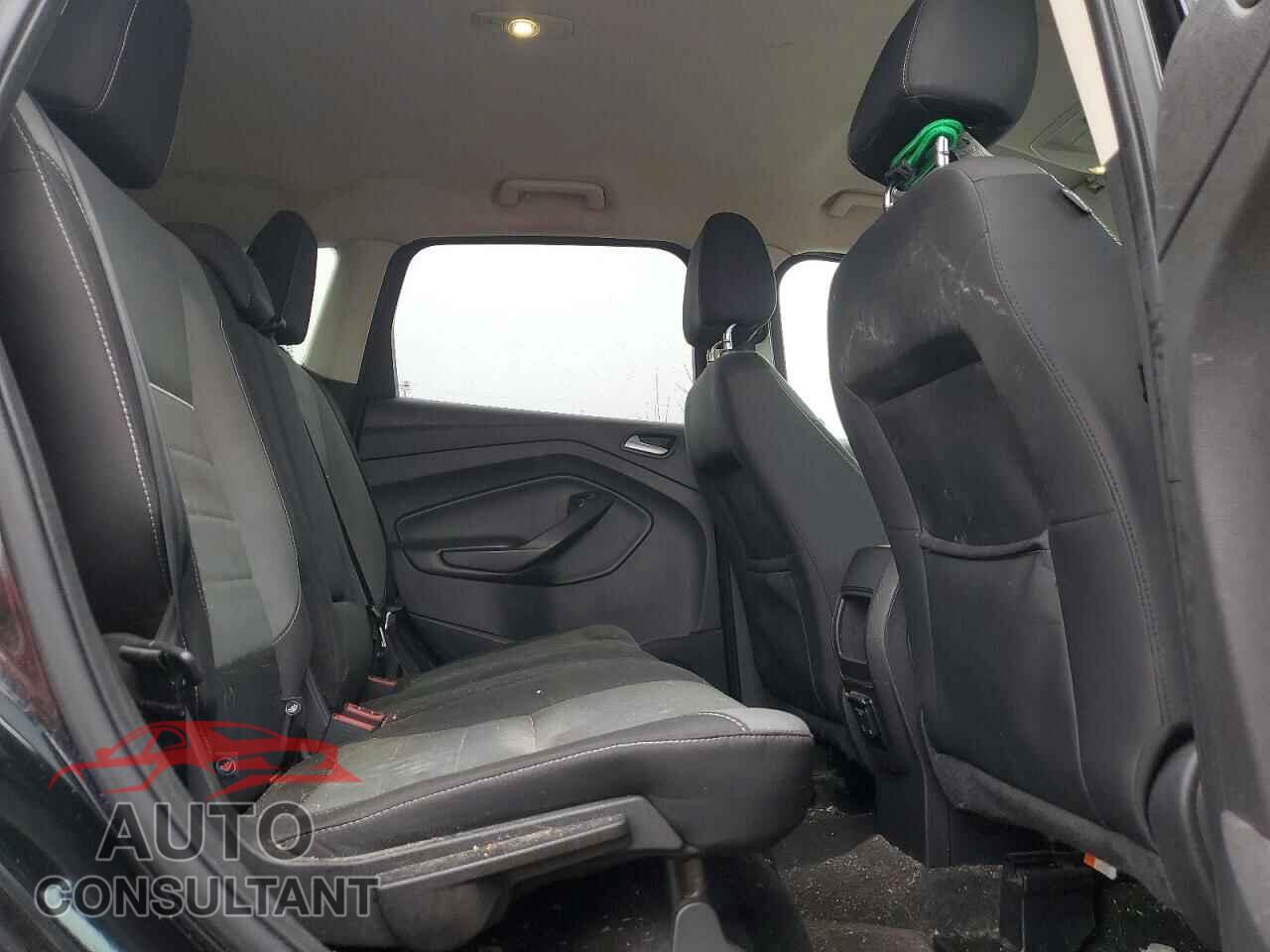 FORD ESCAPE 2015 - 1FMCU0GX9FUC51990