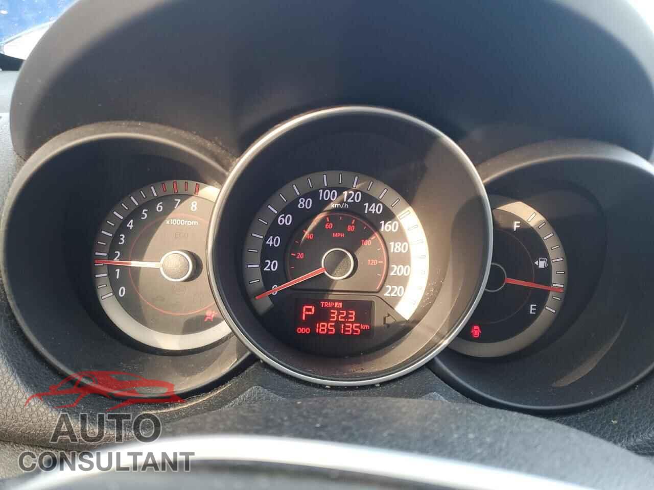 KIA FORTE 2012 - KNAFT4A28C5617059