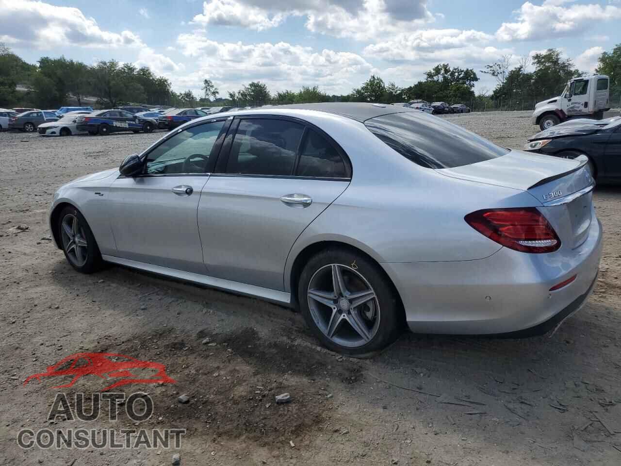 MERCEDES-BENZ E-CLASS 2017 - WDDZF4KB6HA053650