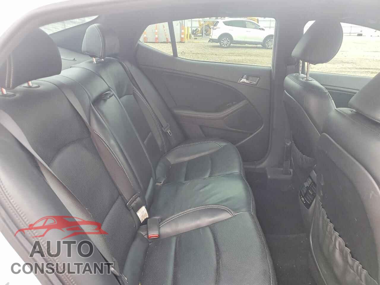 KIA OPTIMA 2013 - 5XXGR4A65DG159101