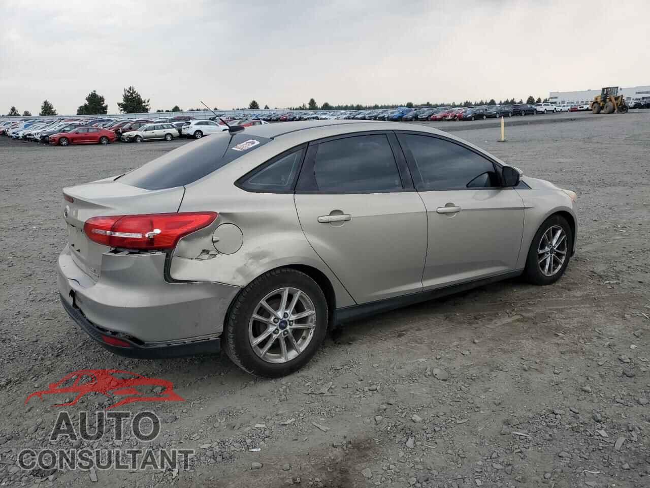 FORD FOCUS 2016 - 1FADP3F2XGL269256