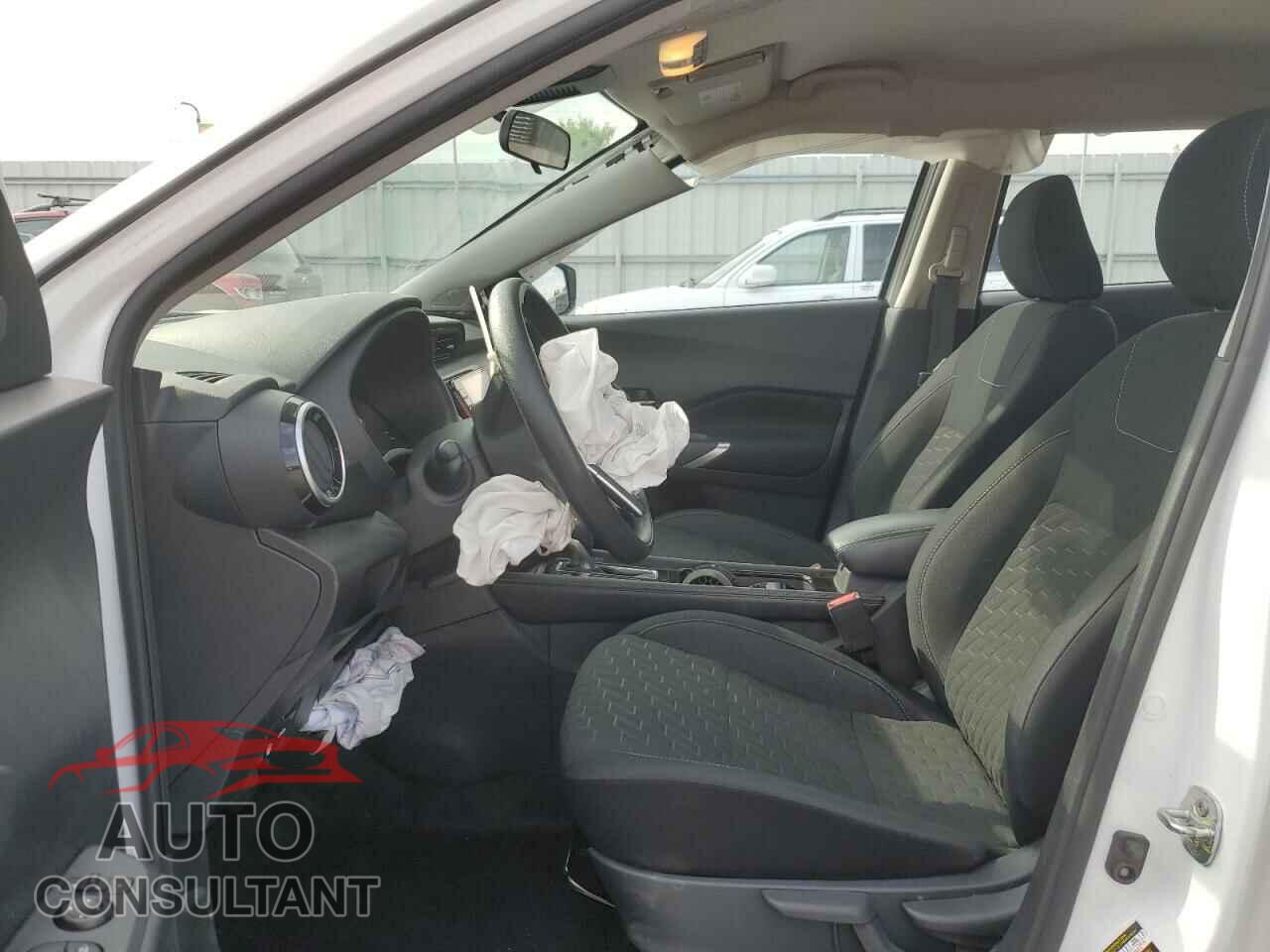 NISSAN KICKS 2023 - 3N1CP5CV7PL493267