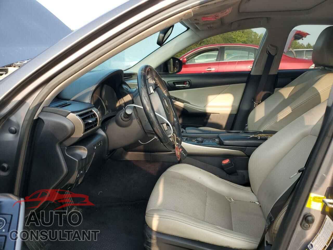 LEXUS IS 2014 - JTHBF1D27E5021087