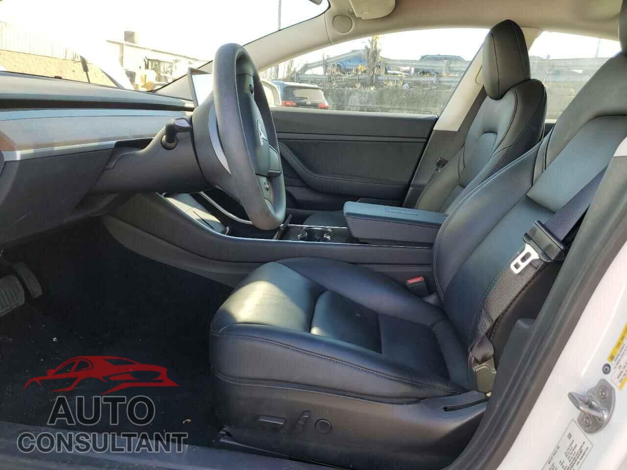 TESLA MODEL 3 2020 - 5YJ3E1EA8LF806552