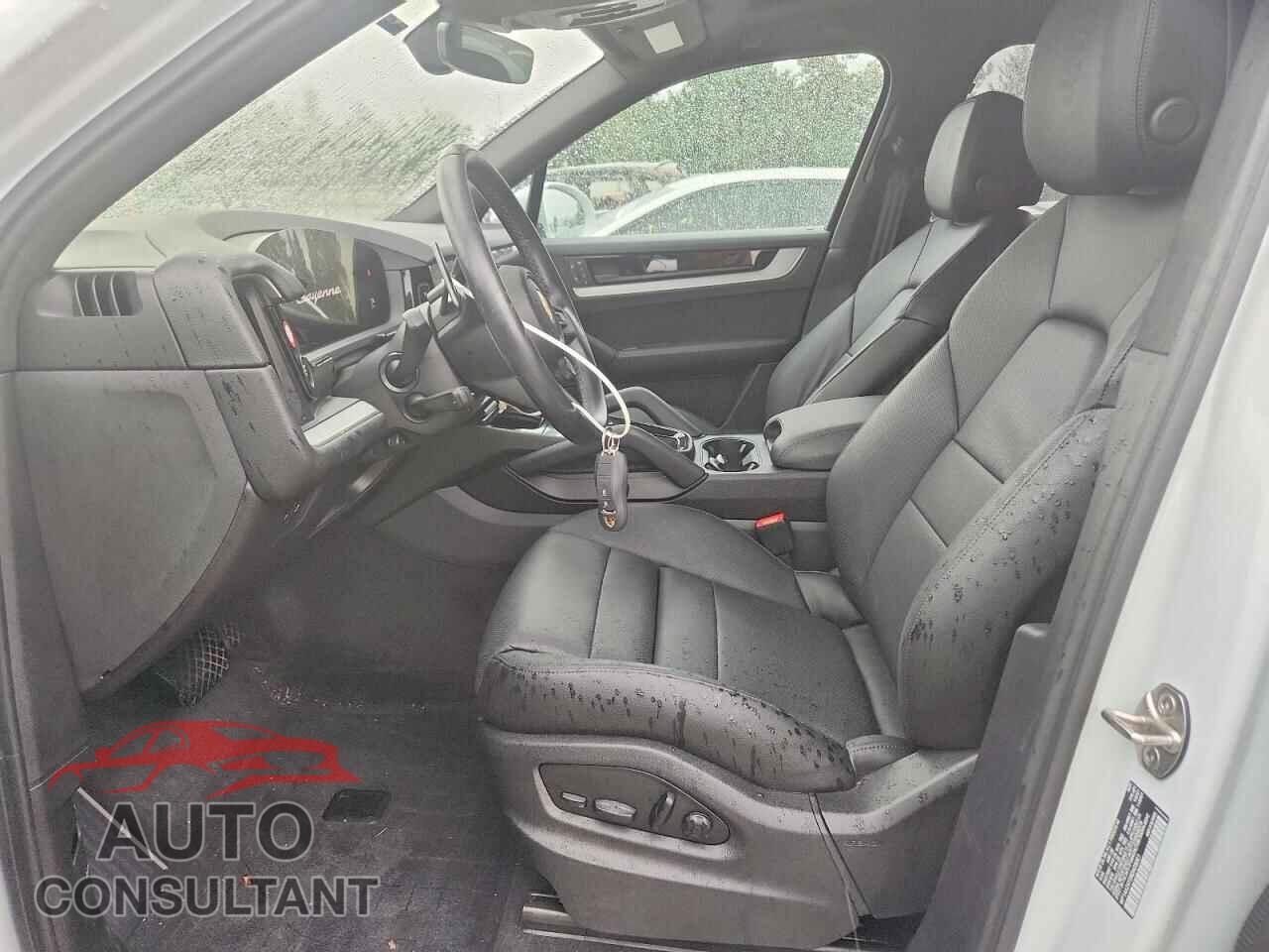 PORSCHE CAYENNE 2024 - WP1AA2AY0RDA03051