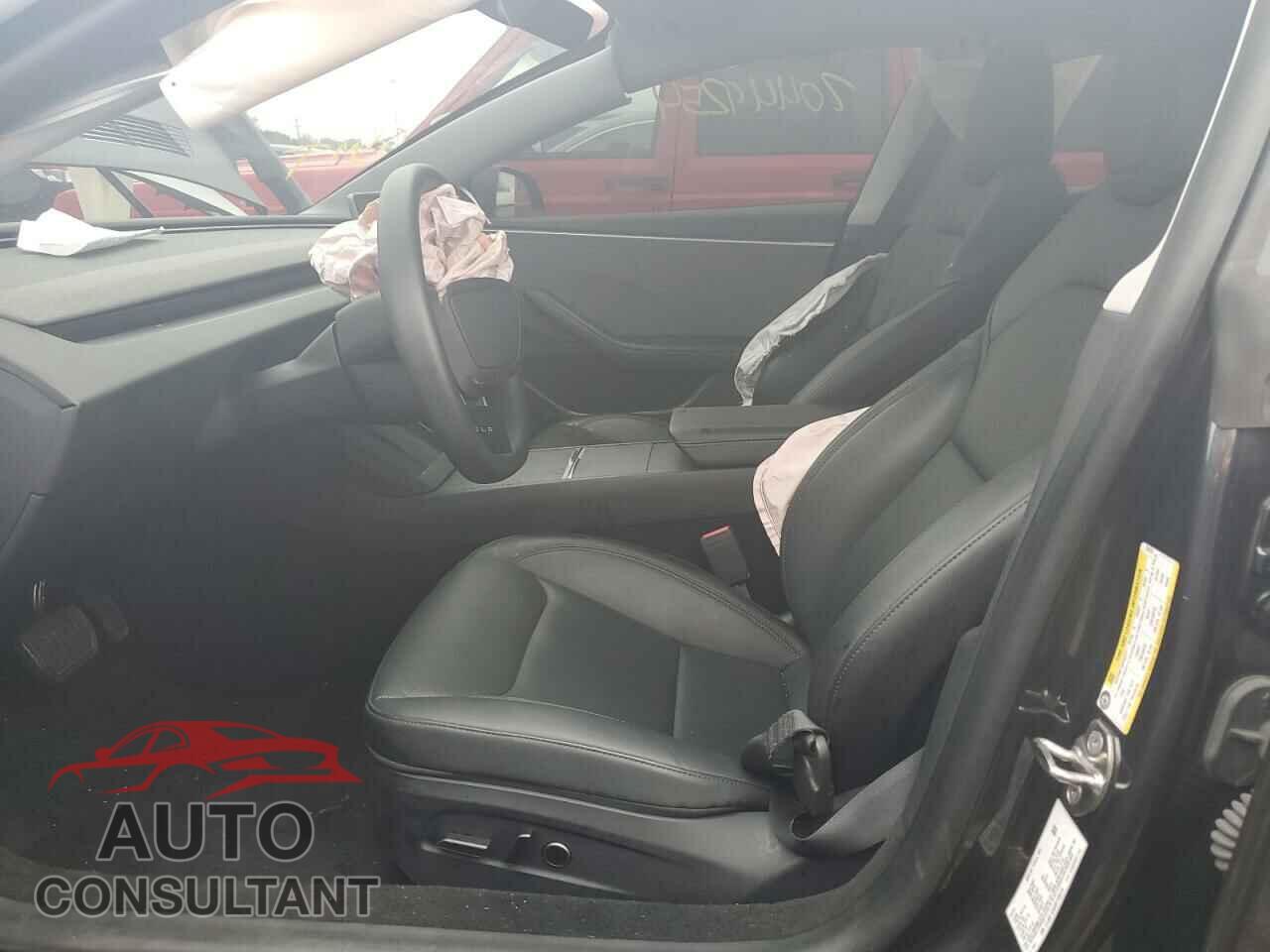 TESLA MODEL 3 2024 - 5YJ3E1EA8RF726578