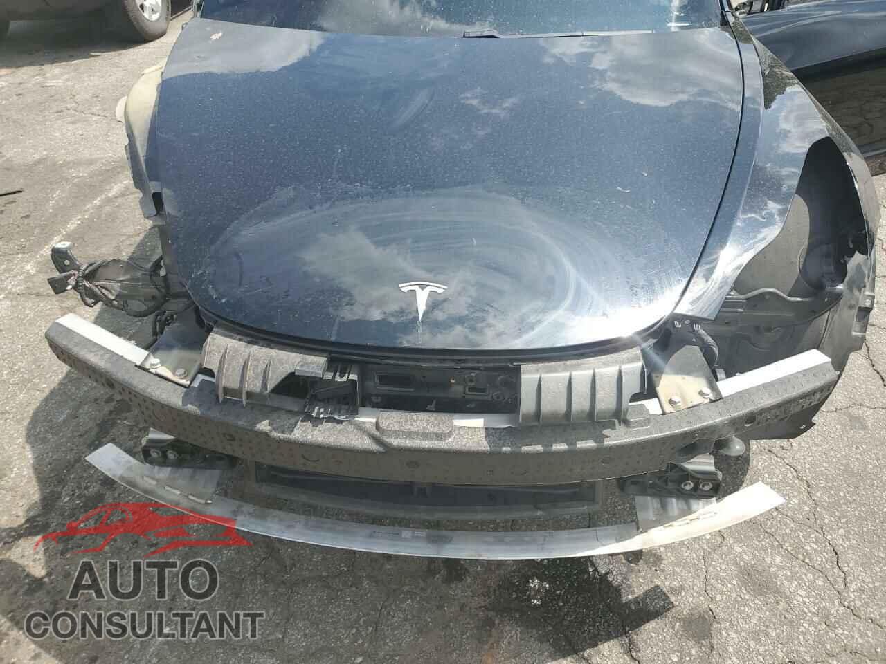 TESLA MODEL 3 2021 - 5YJ3E1EA1MF996017