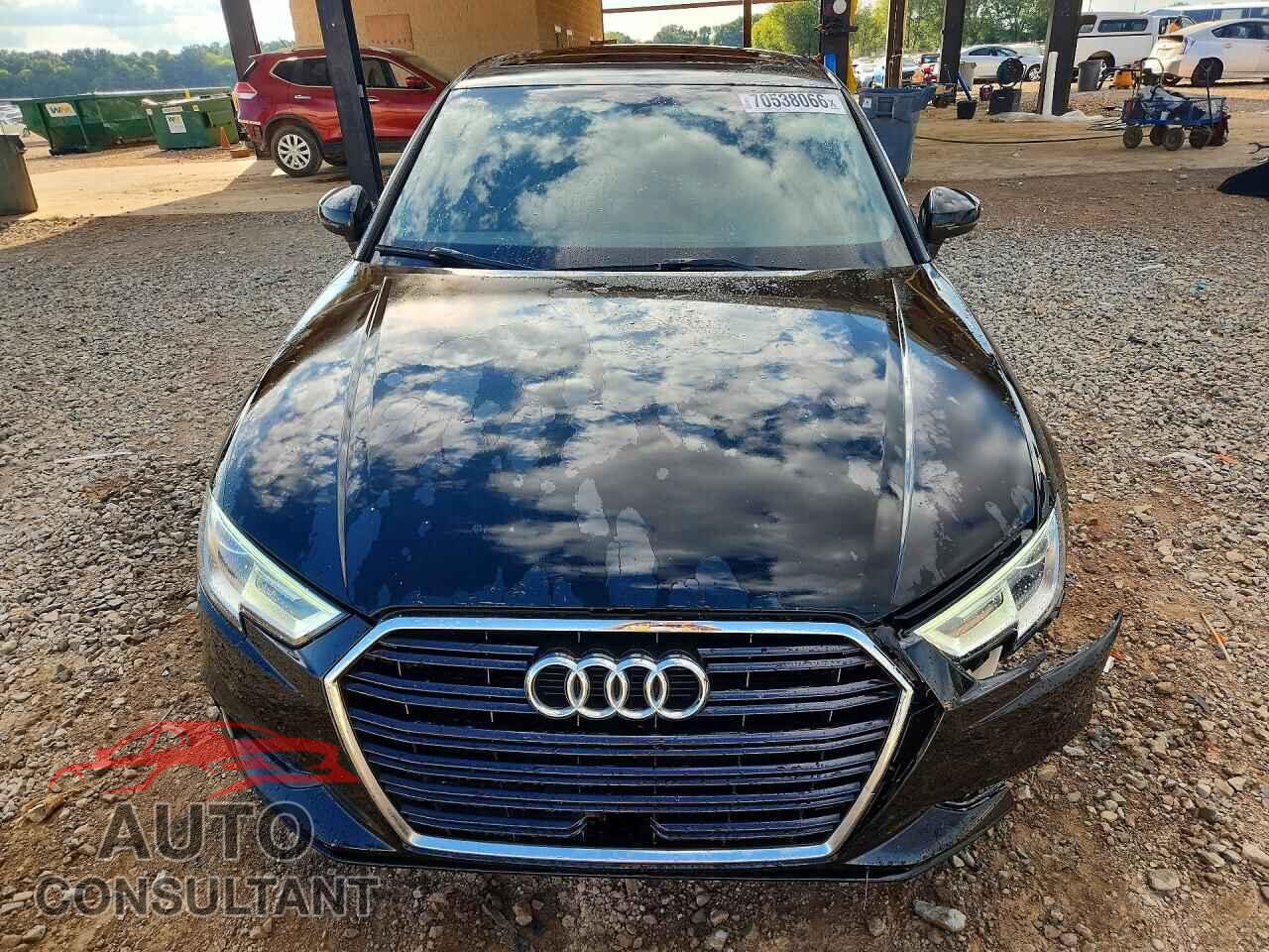 AUDI A3 2018 - WAUAUGFF8J1071128