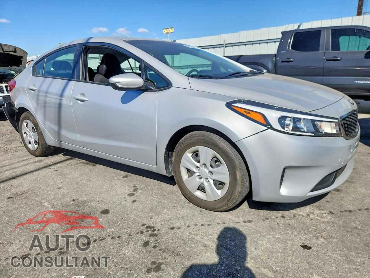 KIA FORTE 2017 - 3KPFK4A78HE026551