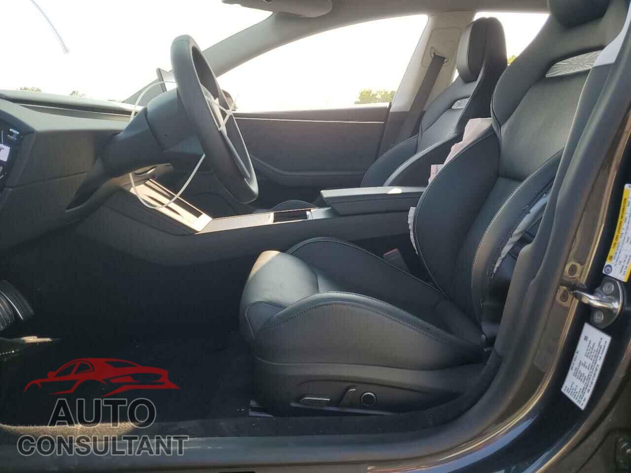 TESLA MODEL 3 2024 - 5YJ3E1ET5RF799716