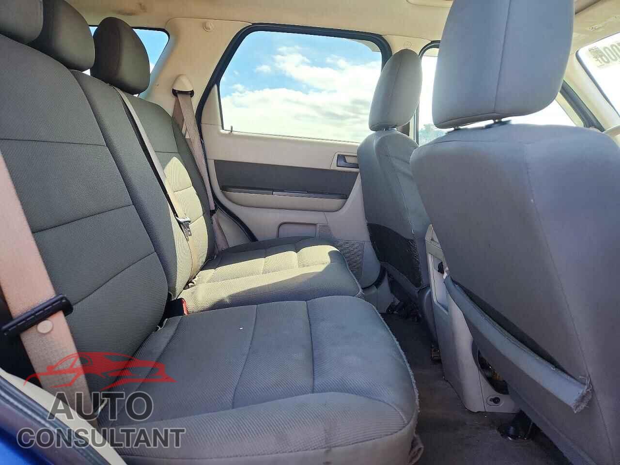 FORD ESCAPE 2010 - 1FMCU0D70AKA69801