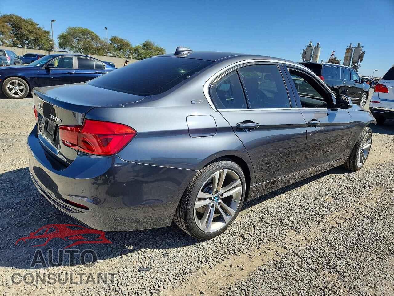BMW 3 SERIES 2018 - WBA8E1C55JA178450