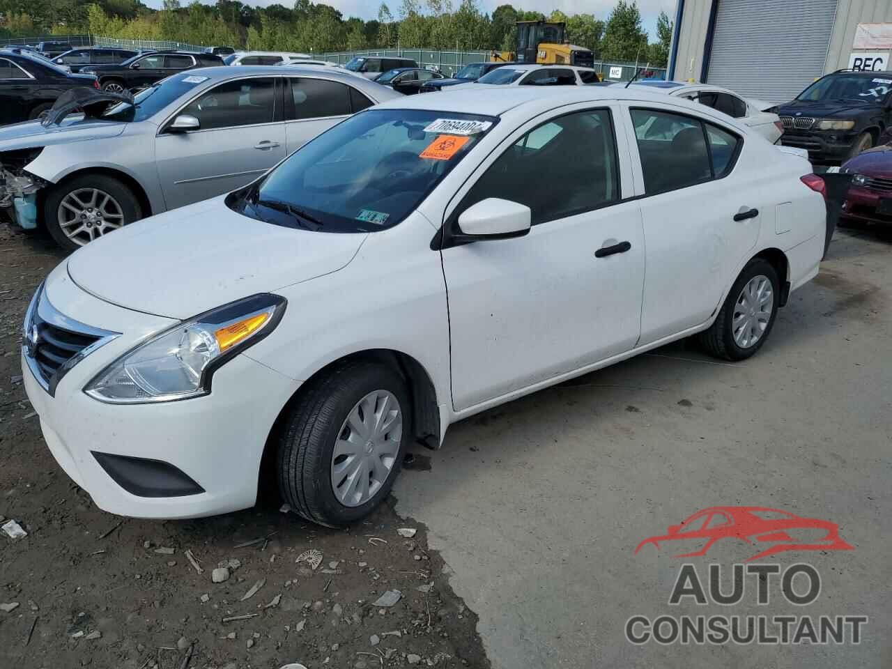 NISSAN VERSA 2018 - 3N1CN7AP6JL868921