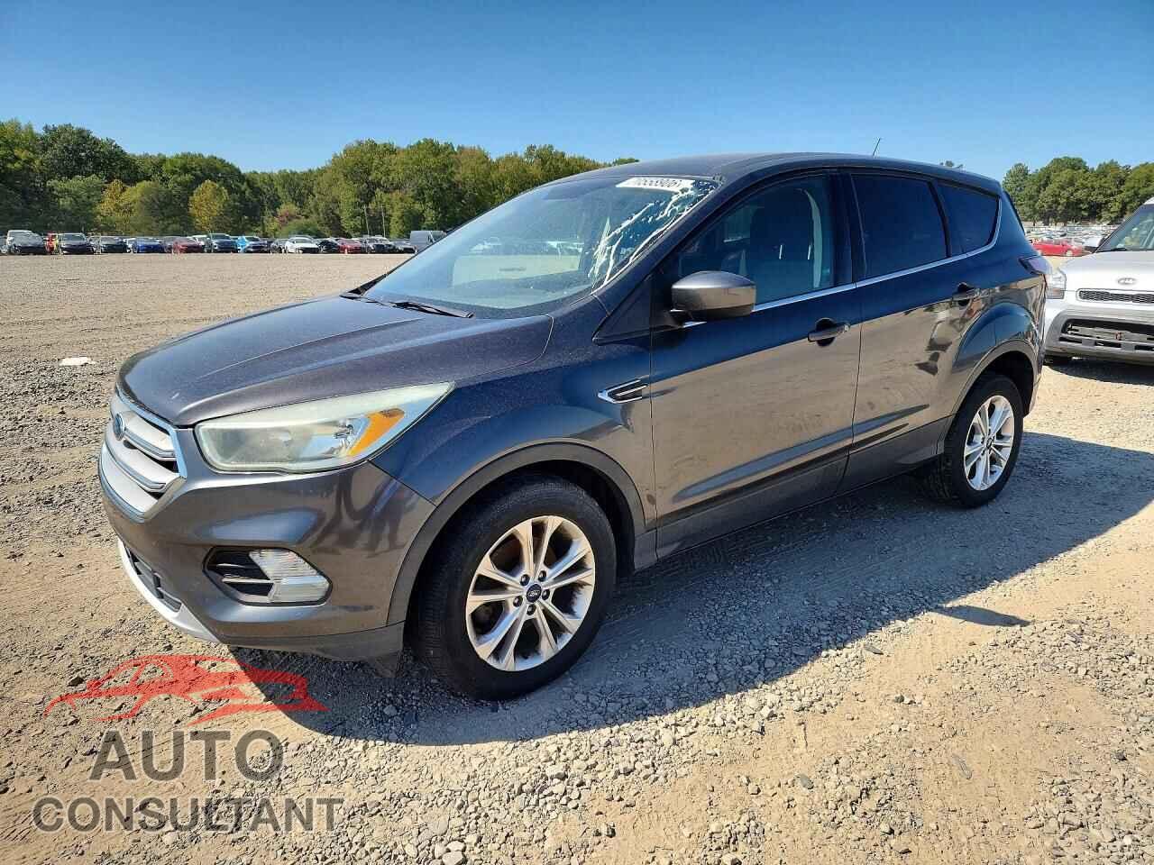 FORD ESCAPE 2017 - 1FMCU0GD8HUC84505