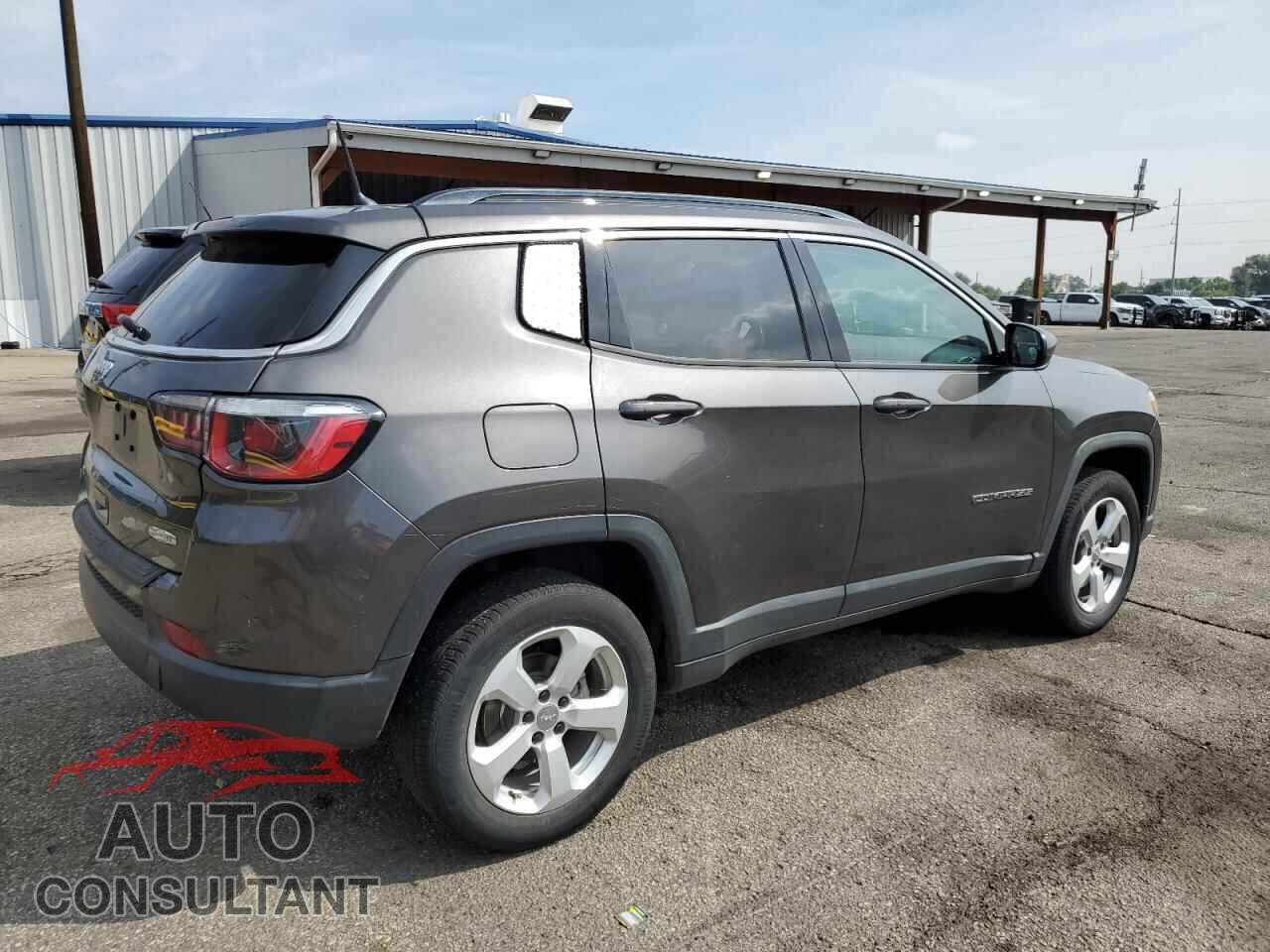 JEEP COMPASS 2018 - 3C4NJDBB2JT458393